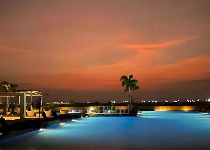 Luxury 3br Cozy Seaview Poolview Family Group 2 Pools Near Okada Airport Moa * Manila