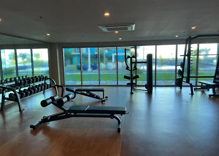 Luxury 3br Cozy Seaview Poolview Family Group 2 Pools Near Okada Airport Moa *