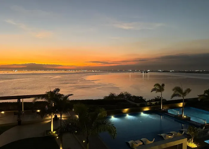 Luxury 3br Cozy Seaview Poolview Family Group 2 Pools Near Okada Airport Moa *
