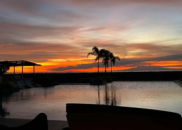 Luxury 3br Cozy Seaview Poolview Family Group 2 Pools Near Okada Airport Moa Apartamento Manila
